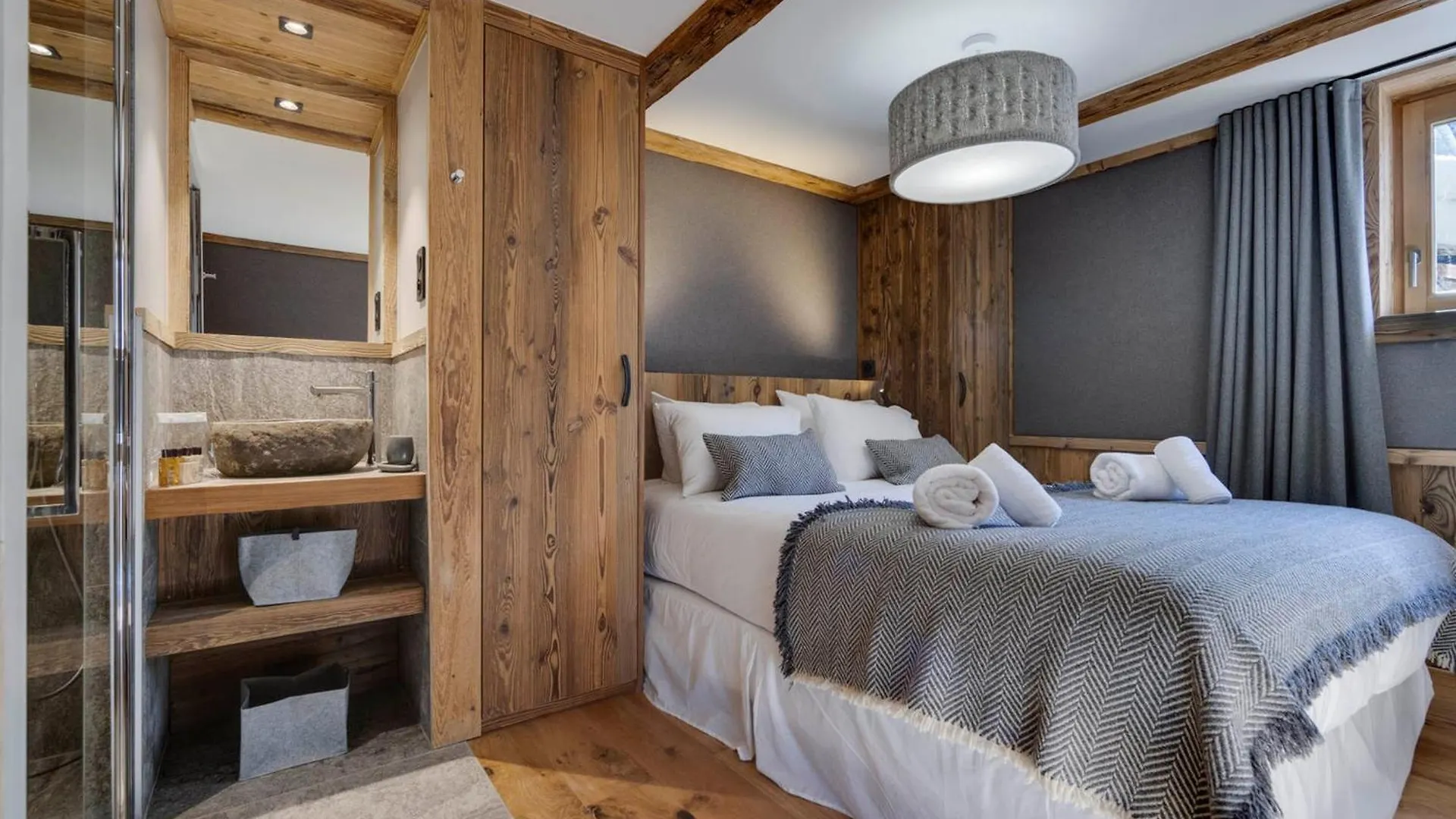 Appartement Neuf Avec Cheminee, Proche Pistes, Val D'Isere - Fr-1-567-102 0*, Val-dʼIsère