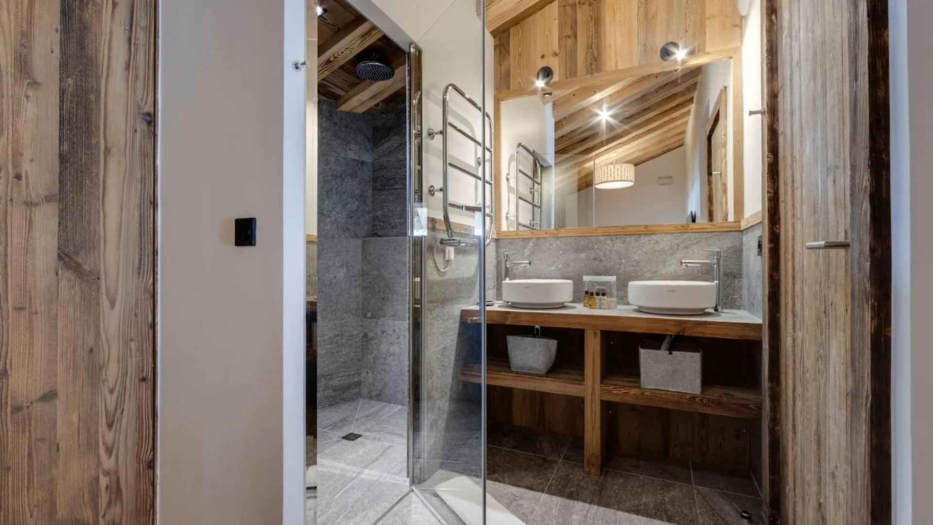 Appartement Neuf Avec Cheminee, Proche Pistes, Val D'Isere - Fr-1-567-102 0*, Val-dʼIsère Fransa